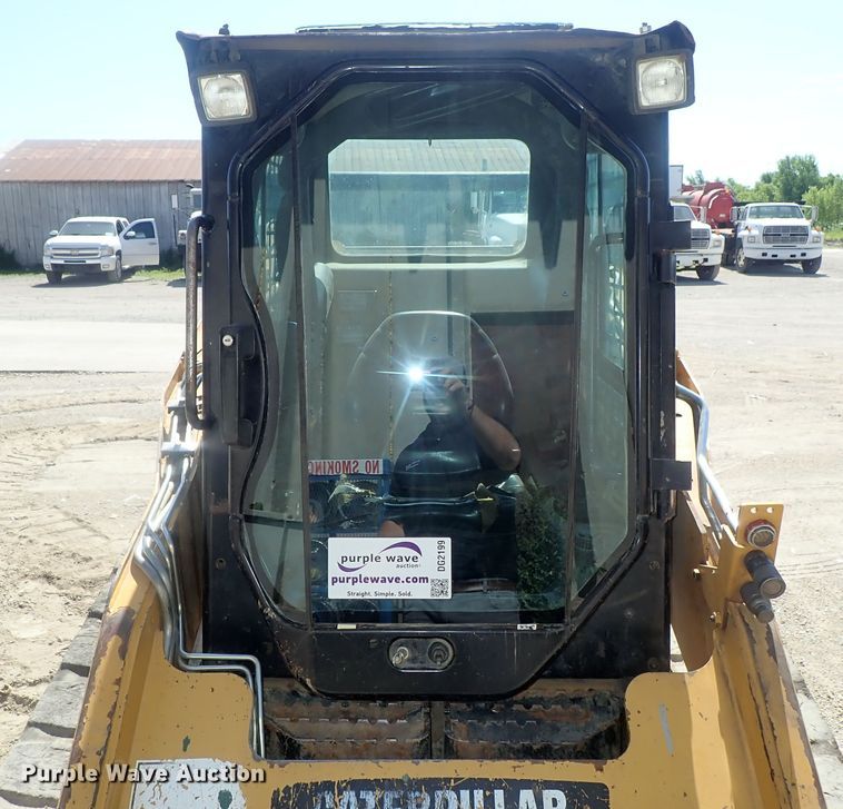 image for item DG2199 2011 Caterpillar 259B  tracked skid steer loader