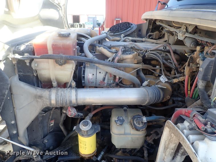 image for item DG2204 2009 Freightliner Business Class M2  roll-off container truck