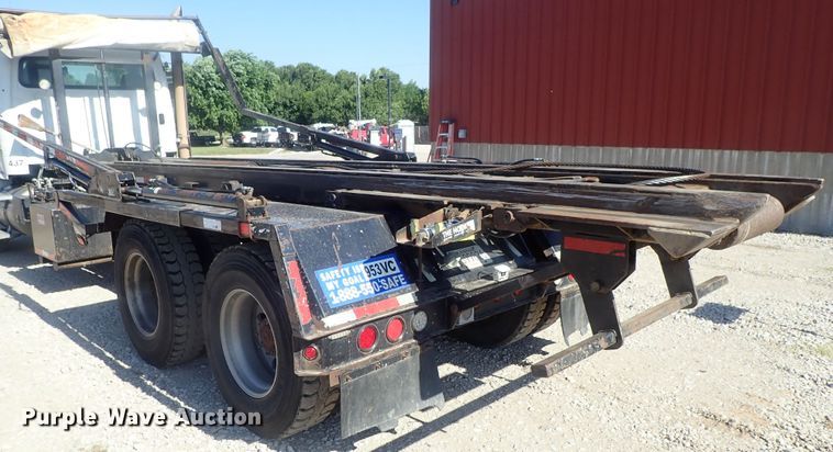 image for item DG2204 2009 Freightliner Business Class M2  roll-off container truck