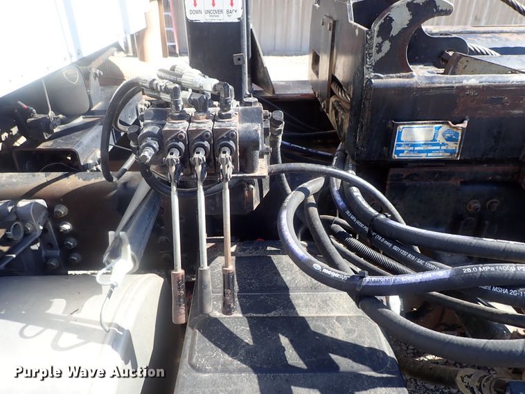 image for item DG2204 2009 Freightliner Business Class M2  roll-off container truck