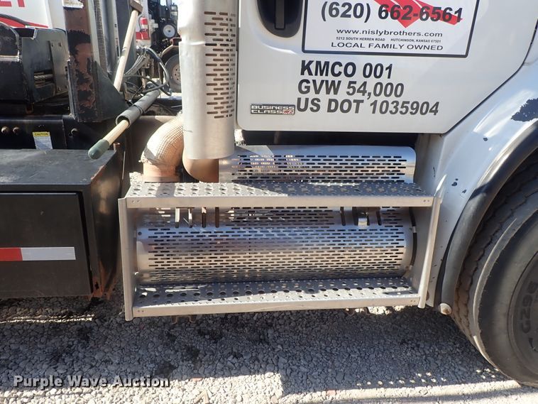 image for item DG2204 2009 Freightliner Business Class M2  roll-off container truck