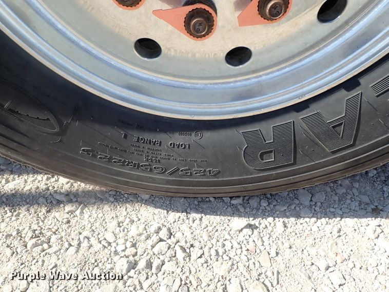 image for item DG2204 2009 Freightliner Business Class M2  roll-off container truck