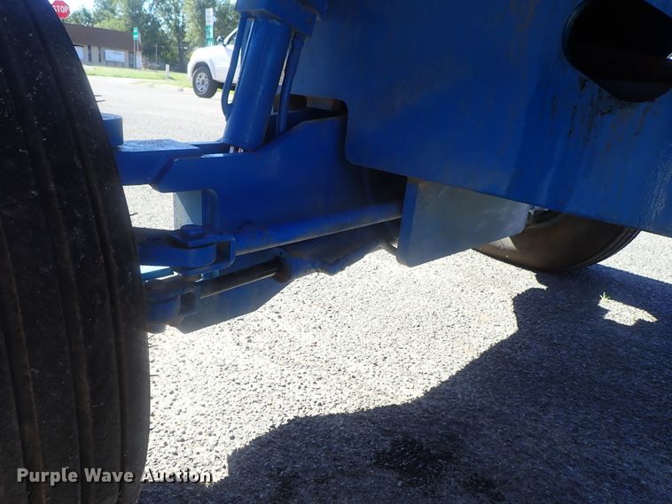 image for item DG2205 1999 Genie S-40  boom lift