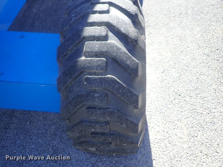 image for item DG2205 1999 Genie S-40  boom lift