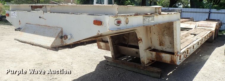 image for item DG2230 1977 Hyster drop deck equipment trailer