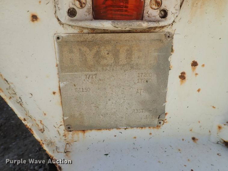 image for item DG2230 1977 Hyster drop deck equipment trailer