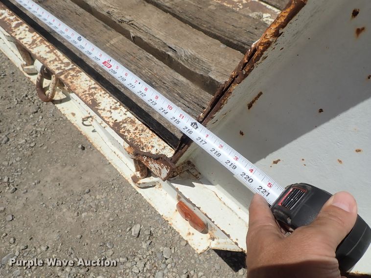 image for item DG2230 1977 Hyster drop deck equipment trailer