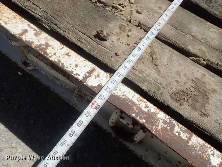 image for item DG2230 1977 Hyster drop deck equipment trailer