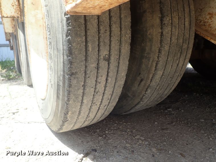 image for item DG2230 1977 Hyster drop deck equipment trailer