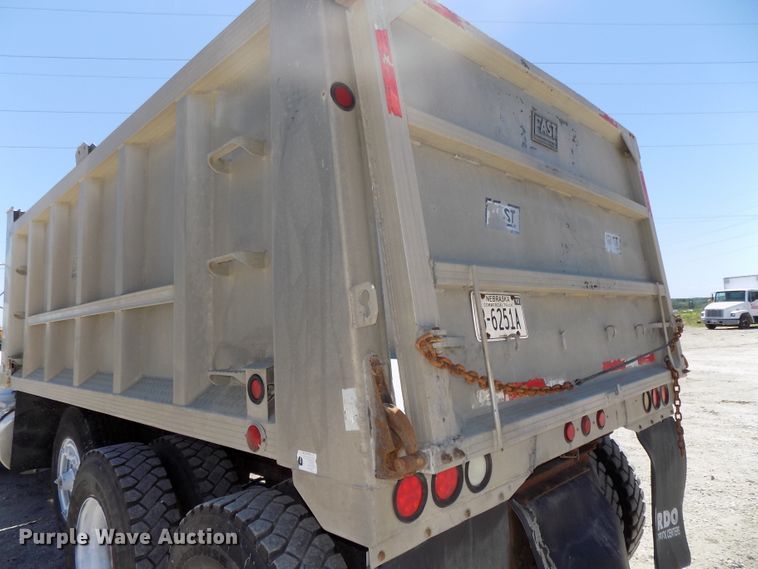 image for item DG2603 1994 Mack RD688S  dump truck