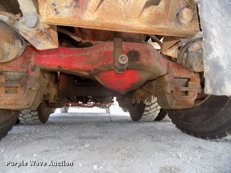 image for item DG2603 1994 Mack RD688S  dump truck