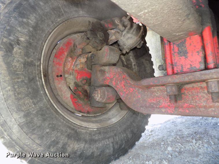 image for item DG2603 1994 Mack RD688S  dump truck