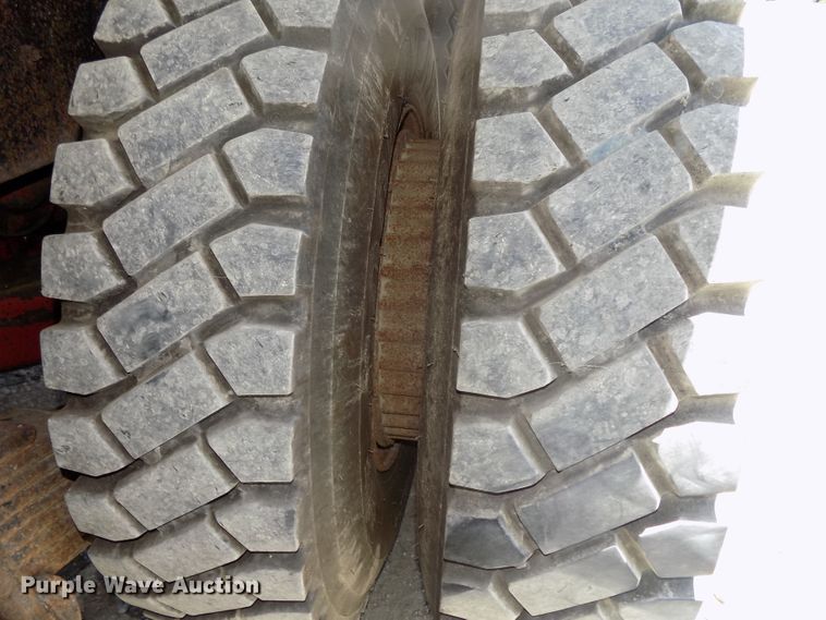 image for item DG2603 1994 Mack RD688S  dump truck