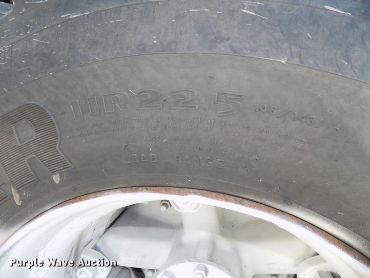 image for item DG2603 1994 Mack RD688S  dump truck