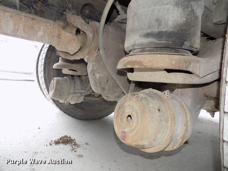 image for item DG2606 1997 Kenworth T800  dump truck