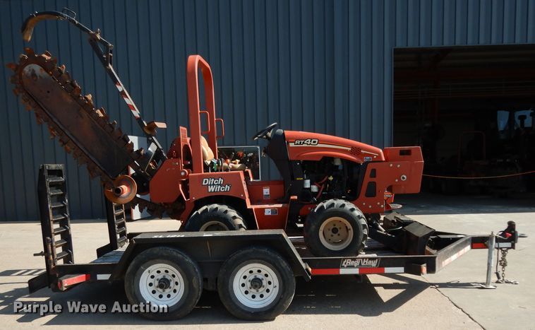 image for item DG6794 2006 Ditch Witch RT40  trencher