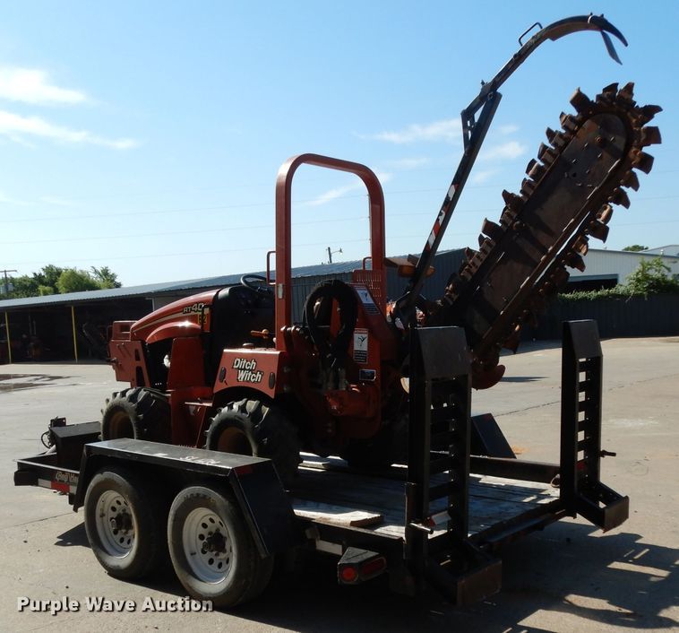image for item DG6794 2006 Ditch Witch RT40  trencher