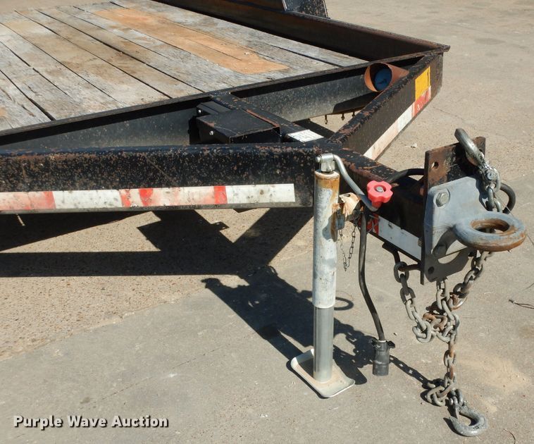 image for item DG6794 2006 Ditch Witch RT40  trencher