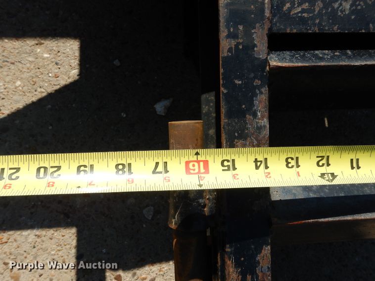 image for item DG6794 2006 Ditch Witch RT40  trencher