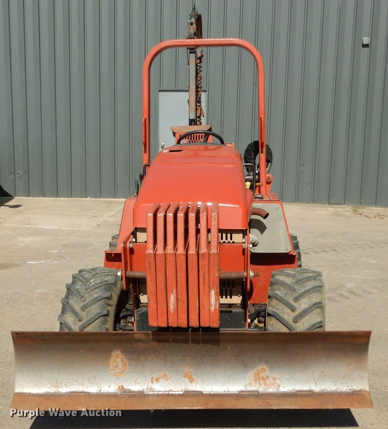 image for item DG6794 2006 Ditch Witch RT40  trencher
