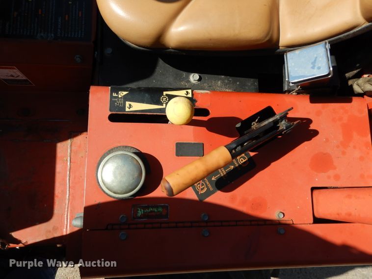 image for item DG6794 2006 Ditch Witch RT40  trencher