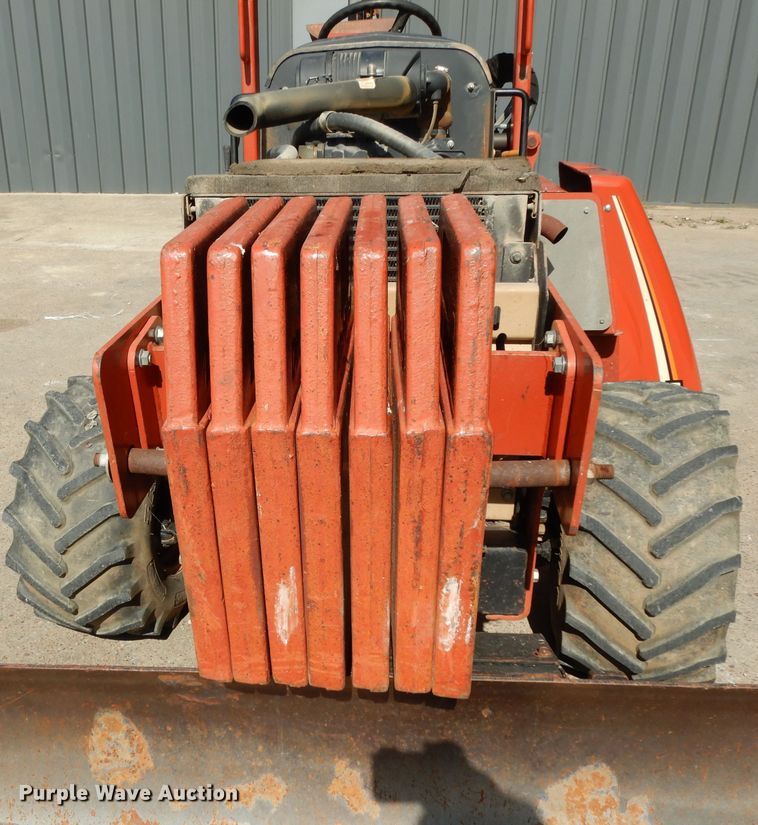 image for item DG6794 2006 Ditch Witch RT40  trencher
