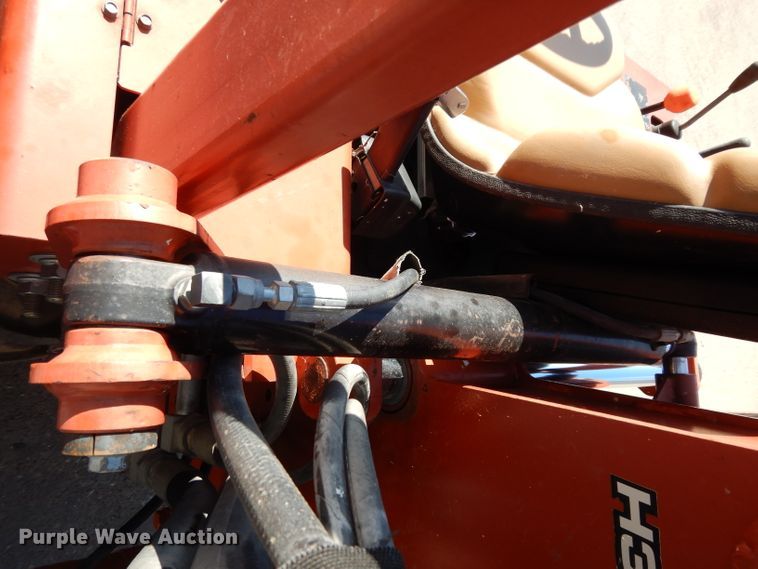 image for item DG6794 2006 Ditch Witch RT40  trencher