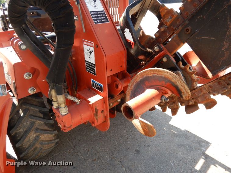image for item DG6794 2006 Ditch Witch RT40  trencher