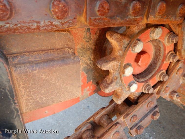image for item DG6794 2006 Ditch Witch RT40  trencher