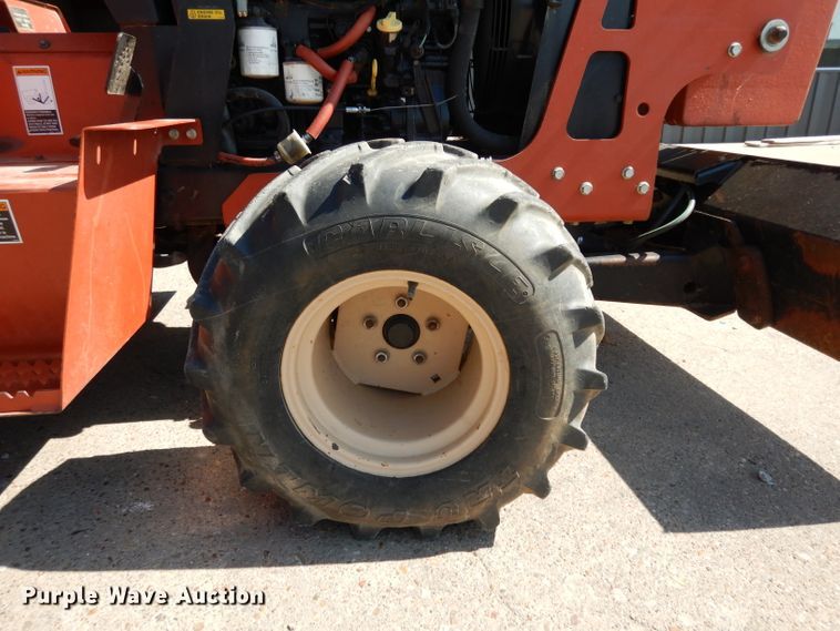 image for item DG6794 2006 Ditch Witch RT40  trencher
