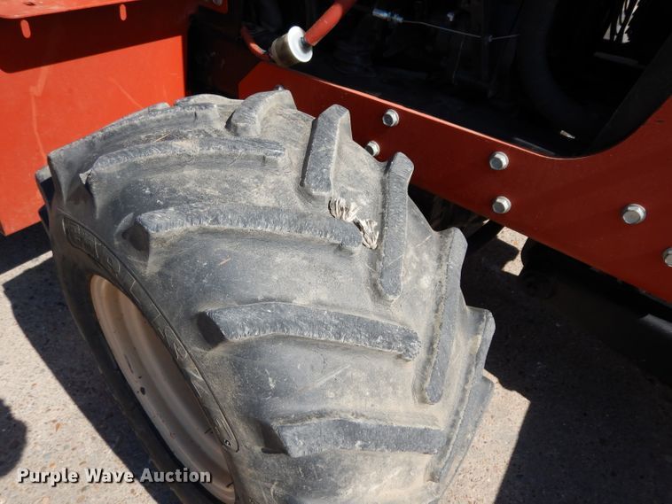 image for item DG6794 2006 Ditch Witch RT40  trencher