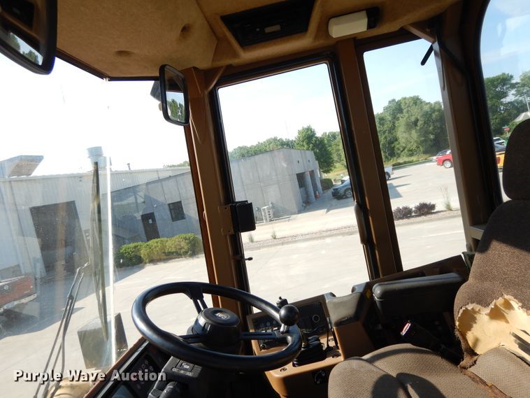 image for item DG7824 1995 Caterpillar 960F  wheel loader
