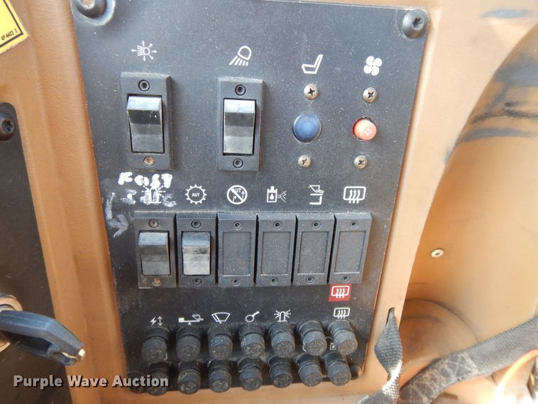 image for item DG7824 1995 Caterpillar 960F  wheel loader