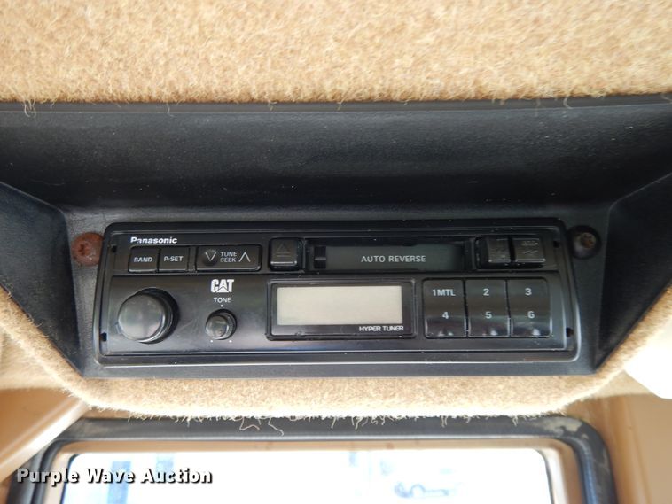 image for item DG7824 1995 Caterpillar 960F  wheel loader