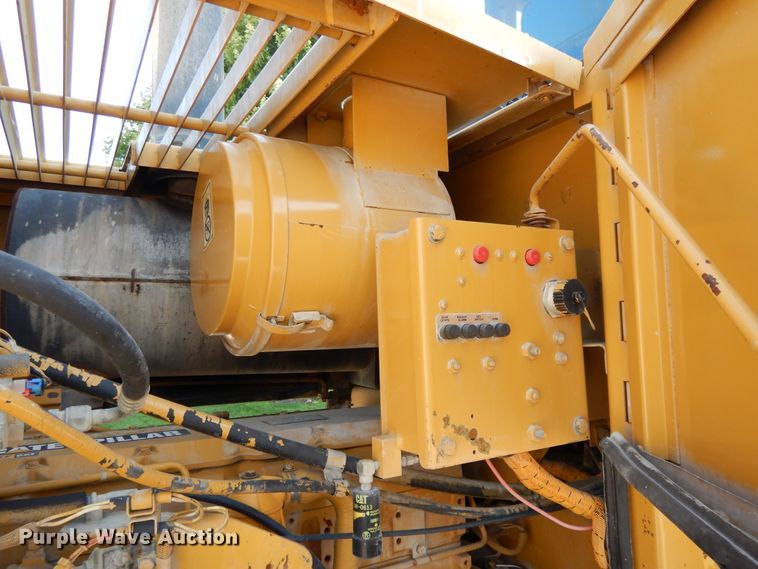 image for item DG7824 1995 Caterpillar 960F  wheel loader