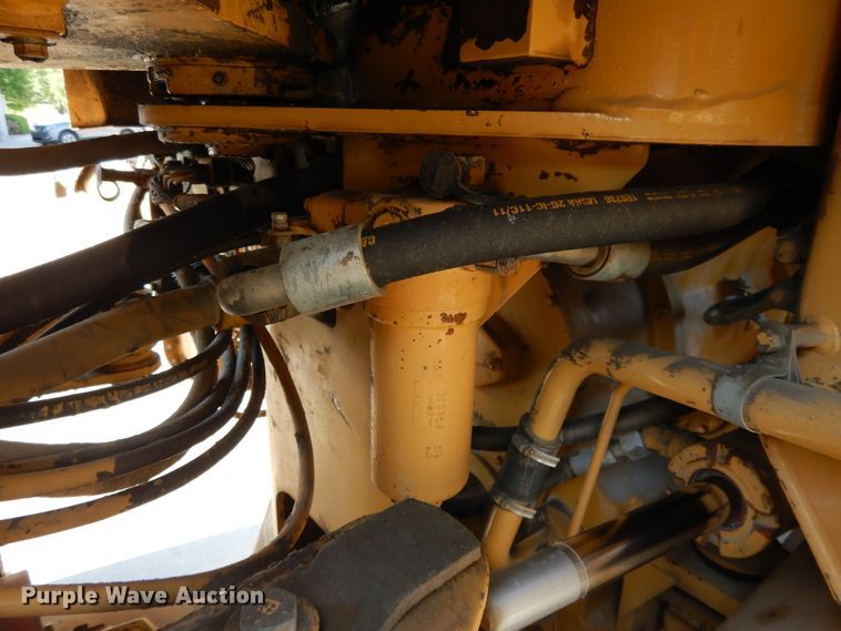 image for item DG7824 1995 Caterpillar 960F  wheel loader