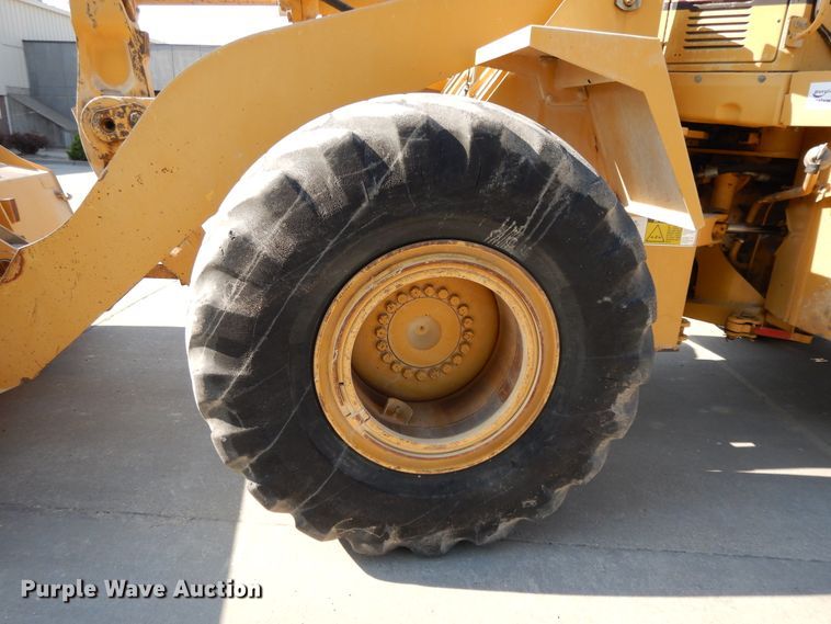 image for item DG7824 1995 Caterpillar 960F  wheel loader