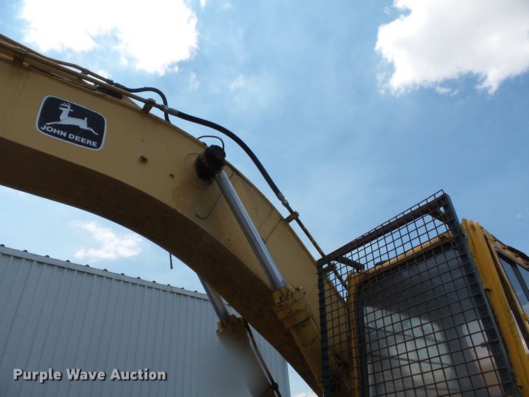 image for item DH3788 1990 John Deere 790D LC excavator