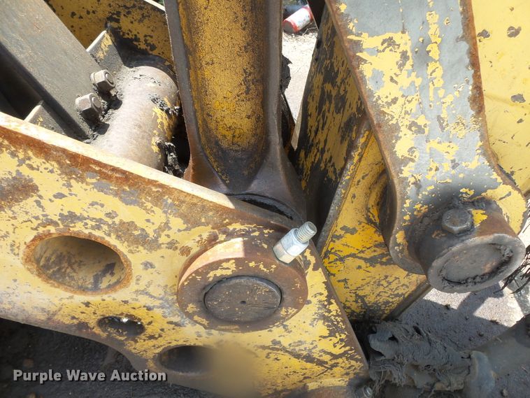 image for item DH3788 1990 John Deere 790D LC excavator