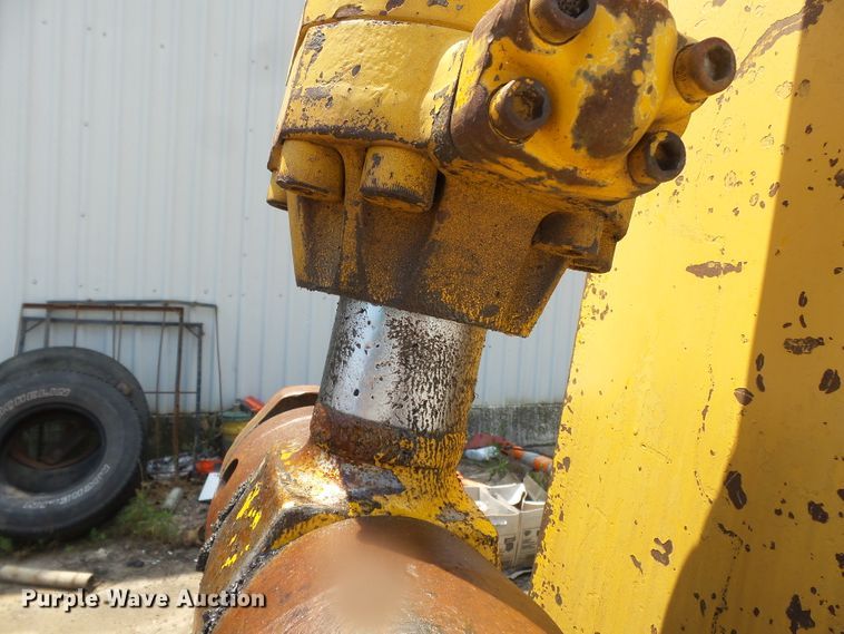 image for item DH3788 1990 John Deere 790D LC excavator