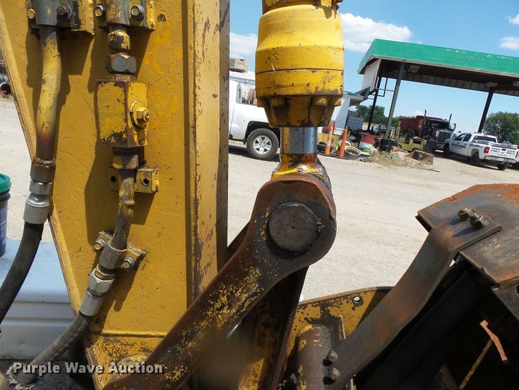 image for item DH3788 1990 John Deere 790D LC excavator