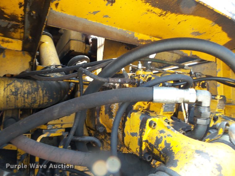 image for item DH3788 1990 John Deere 790D LC excavator