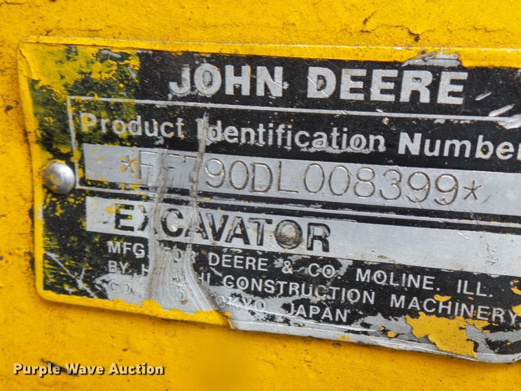 image for item DH3788 1990 John Deere 790D LC excavator
