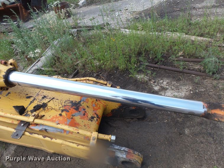 image for item DH3789 John Deere 350D LC long reach boom