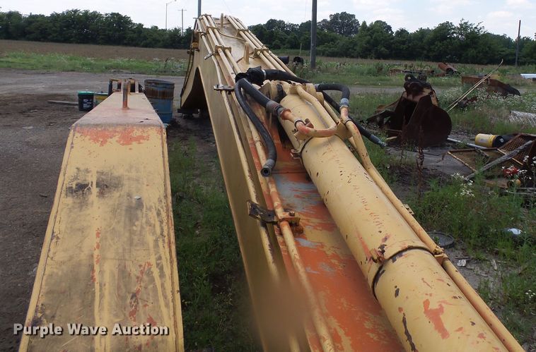 image for item DH3789 John Deere 350D LC long reach boom