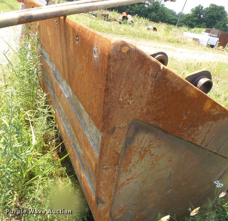 image for item DH3789 John Deere 350D LC long reach boom