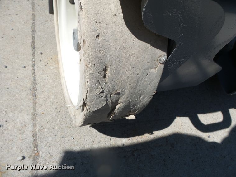 image for item DH3790 Skyjack SJIII 3219  scissor lift