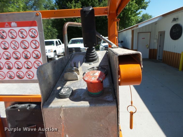 image for item DH3790 Skyjack SJIII 3219  scissor lift