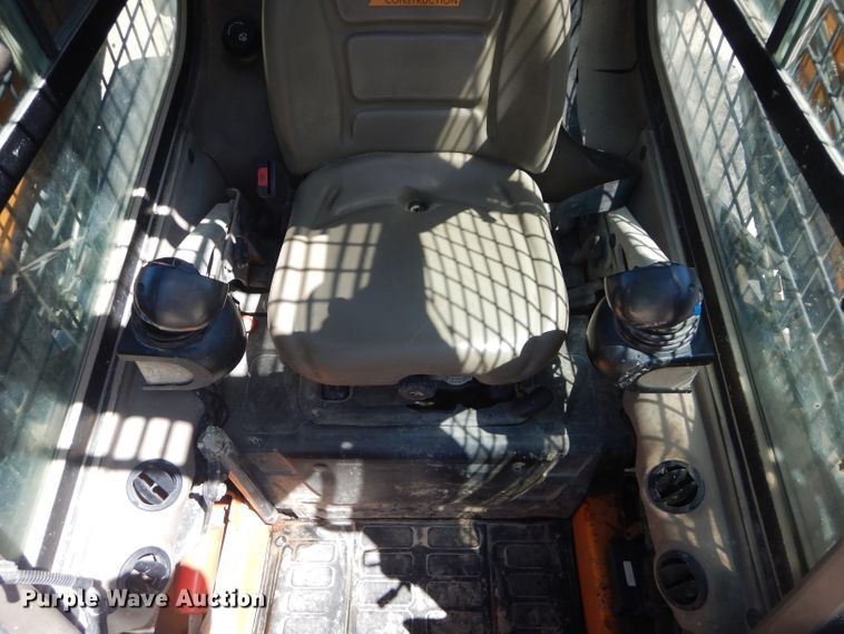 image for item DH4459 2014 Case SV250  skid steer loader