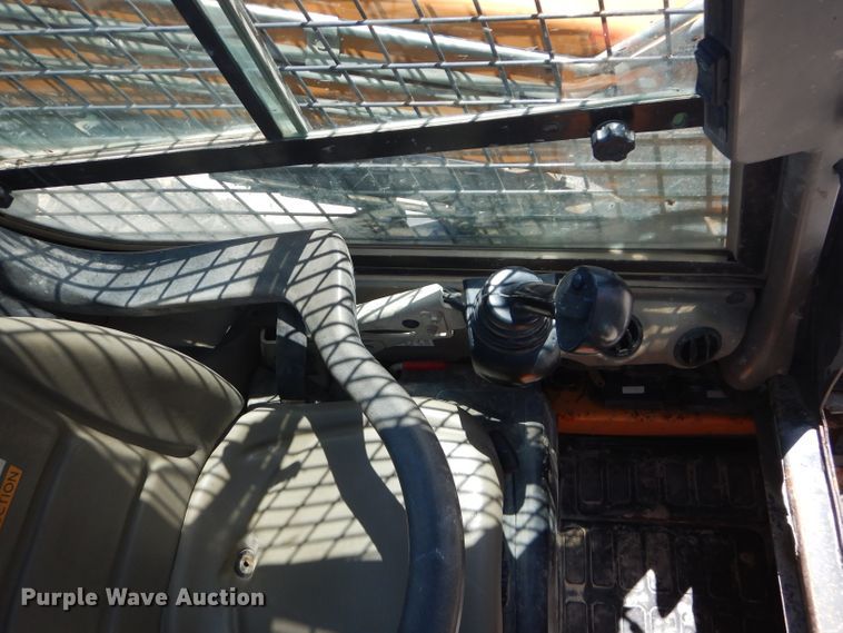 image for item DH4459 2014 Case SV250  skid steer loader